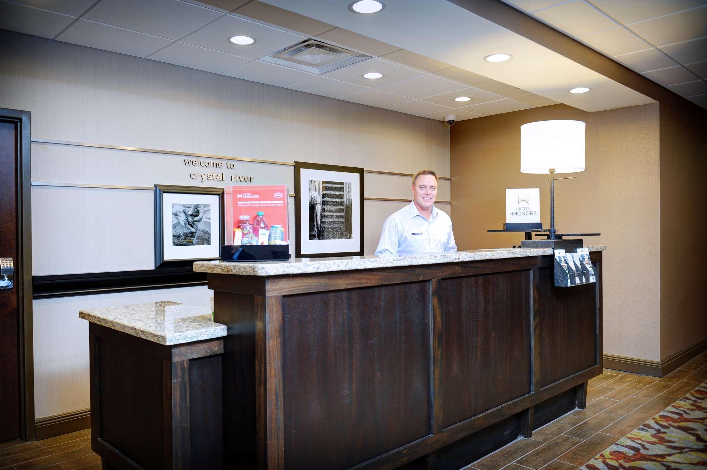 Hampton Inn Кристъл Ривър Екстериор снимка