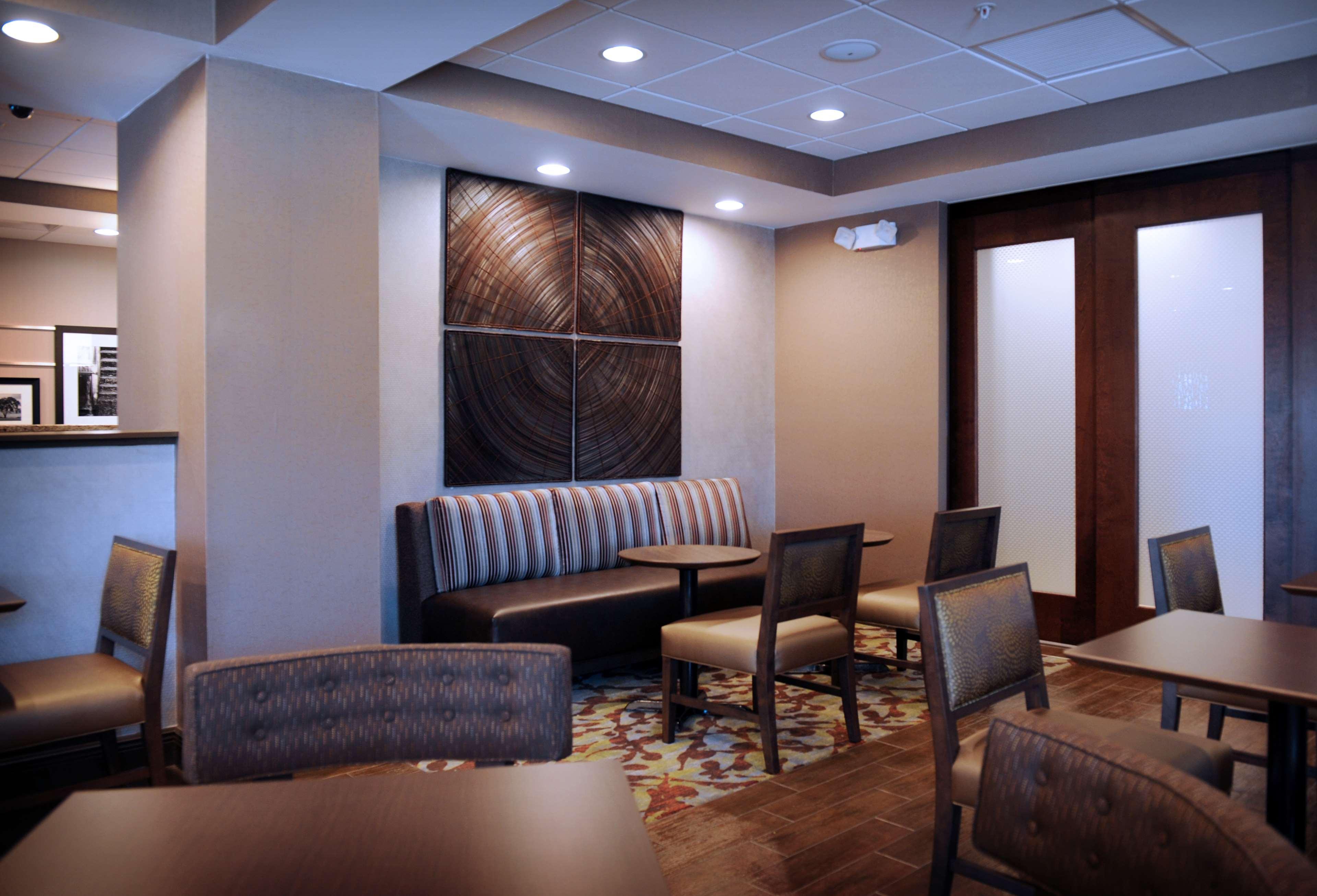 Hampton Inn Кристъл Ривър Екстериор снимка