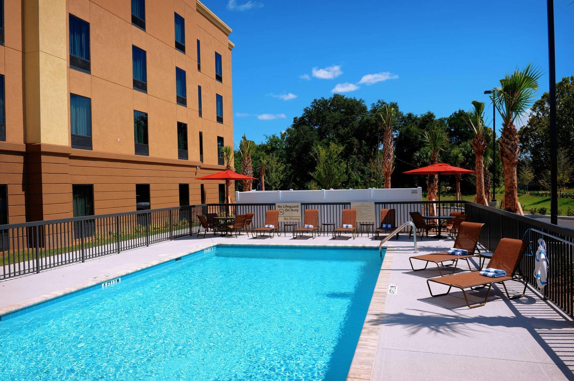 Hampton Inn Кристъл Ривър Екстериор снимка