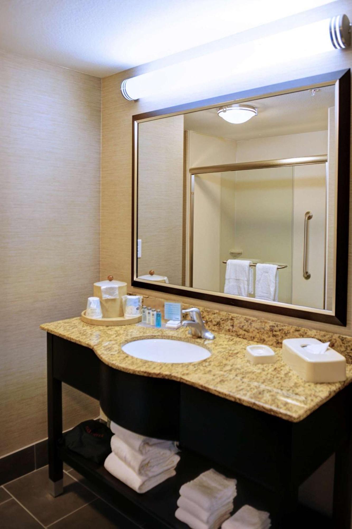 Hampton Inn Кристъл Ривър Екстериор снимка