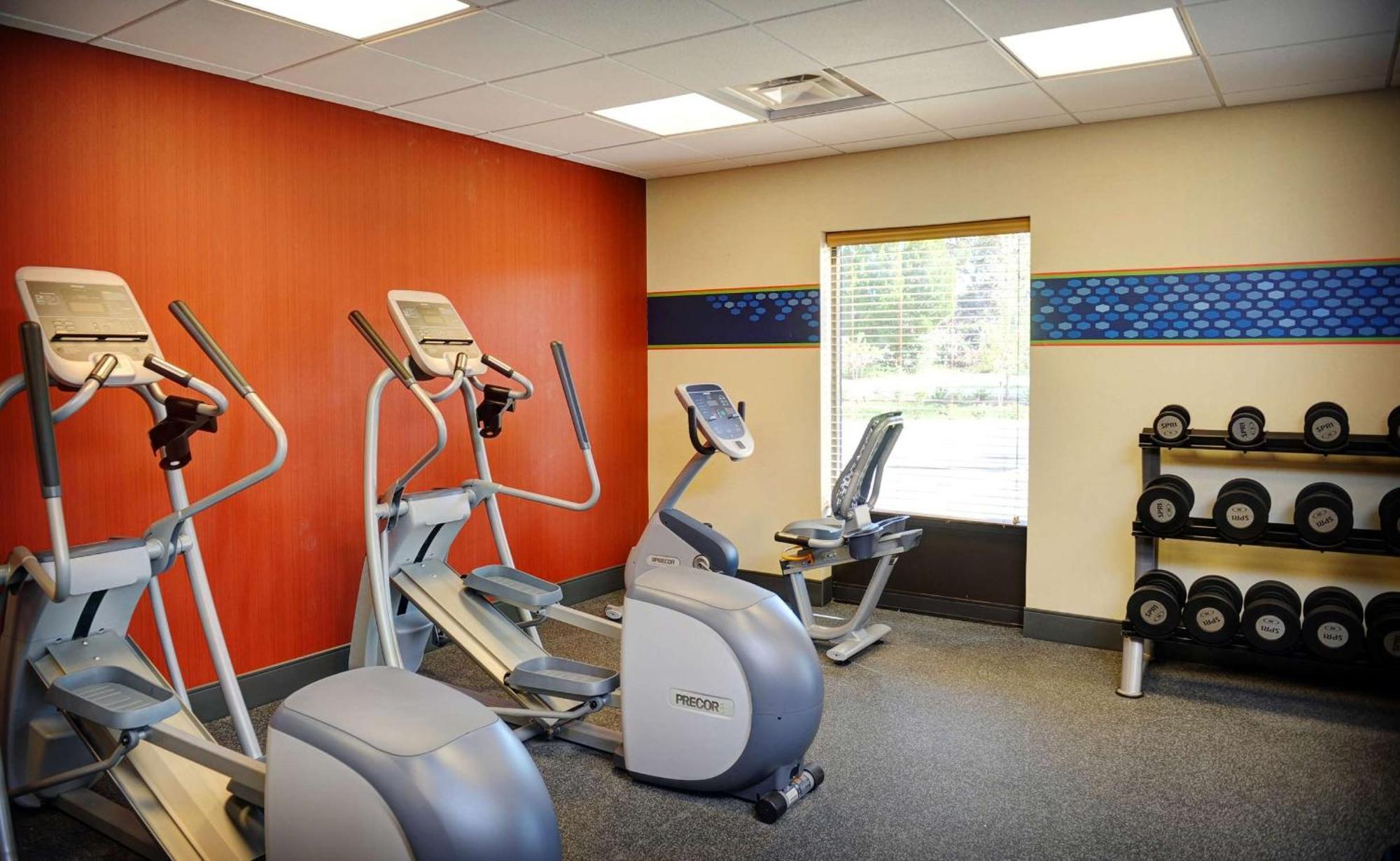 Hampton Inn Кристъл Ривър Екстериор снимка