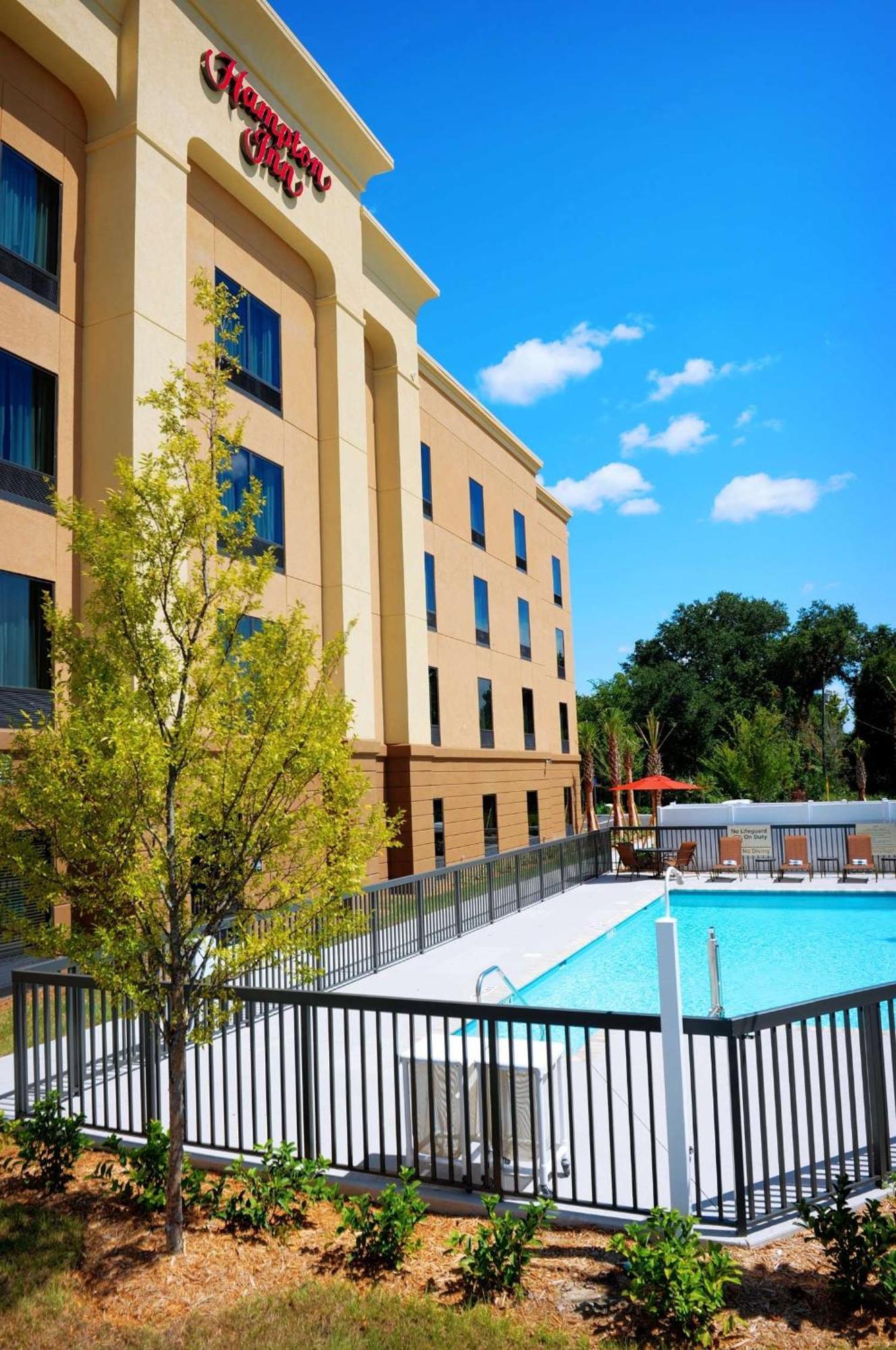 Hampton Inn Кристъл Ривър Екстериор снимка